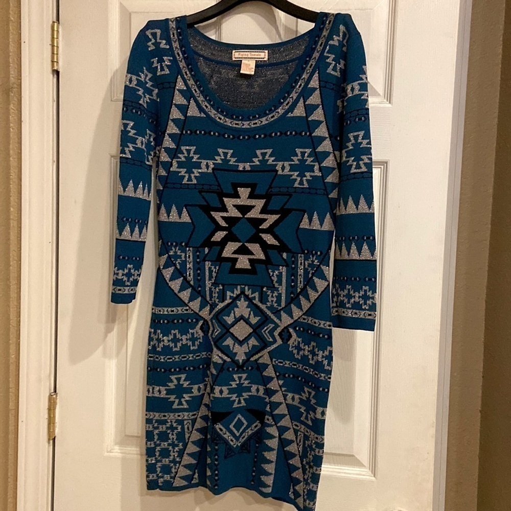 Flying Tomato 3/4 sleeve fitted dress Aztec print green and silver large